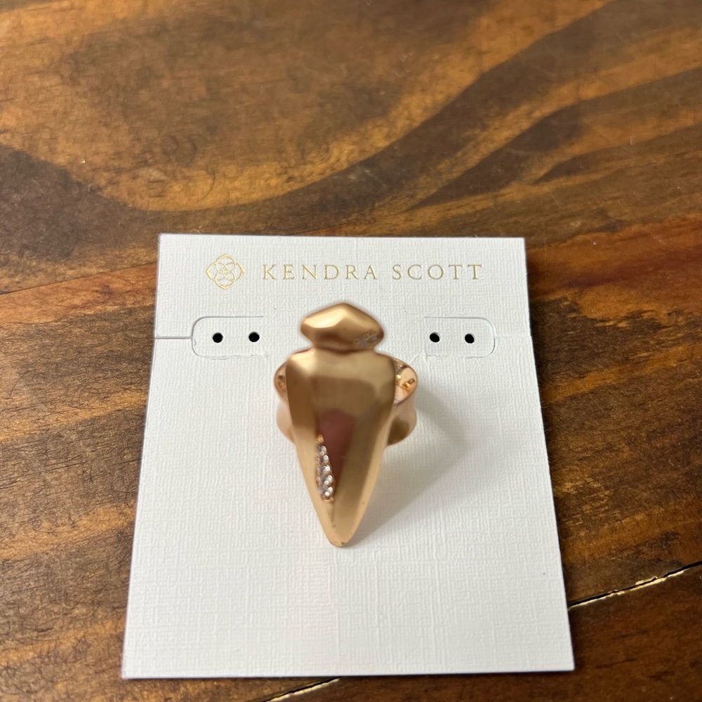 Kendra Scott ring